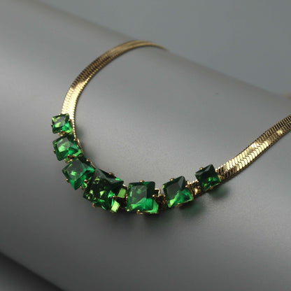 ADIA Green Pendant Necklace