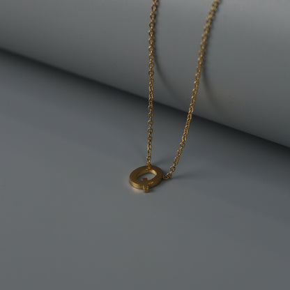 LETTER Q Pendant Chain Necklace