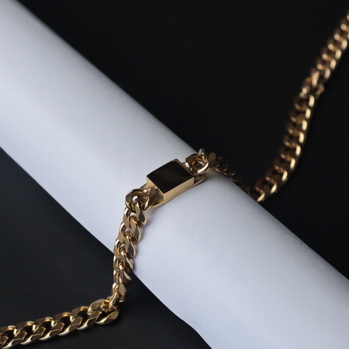 DIO Long Chain Necklace