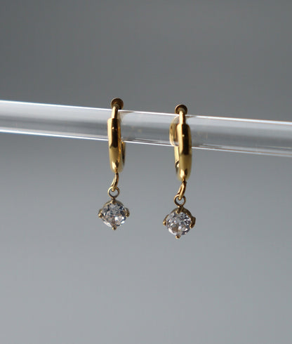 MILADA Small Huggie Clip Earrings