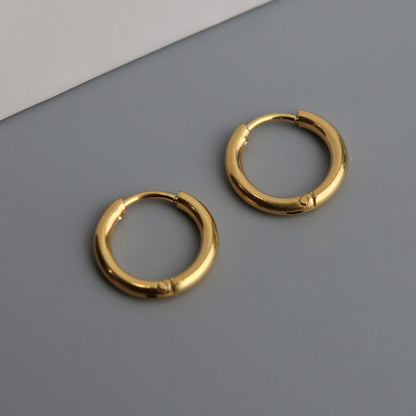RAYA Small Thin Hinged Earrings