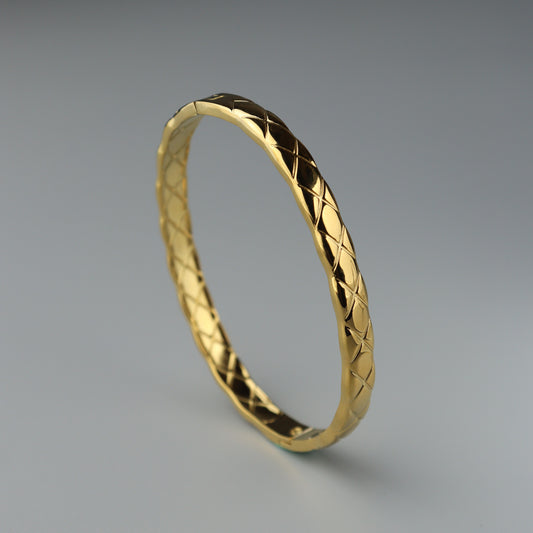 ORRA Cross Pattern Bangle Bracelet