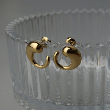 TARA C Droplet Stud