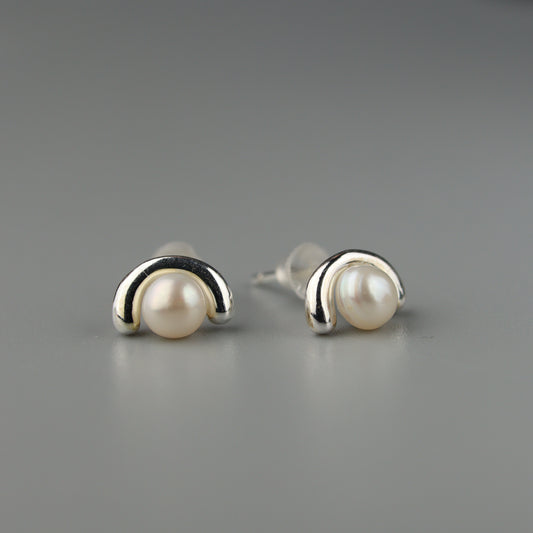 MARGA S925 Silver Half Circle Fresh Water P Mini Stud Earrings