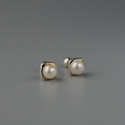 MIDGE S925 Silver Square Fresh Water P Mini Stud Earrings