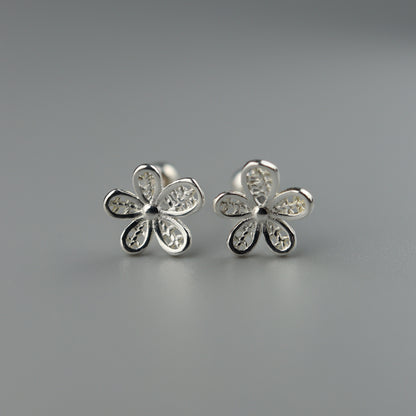 FIDDA S925 Silver Flower Mini Stud Earrings