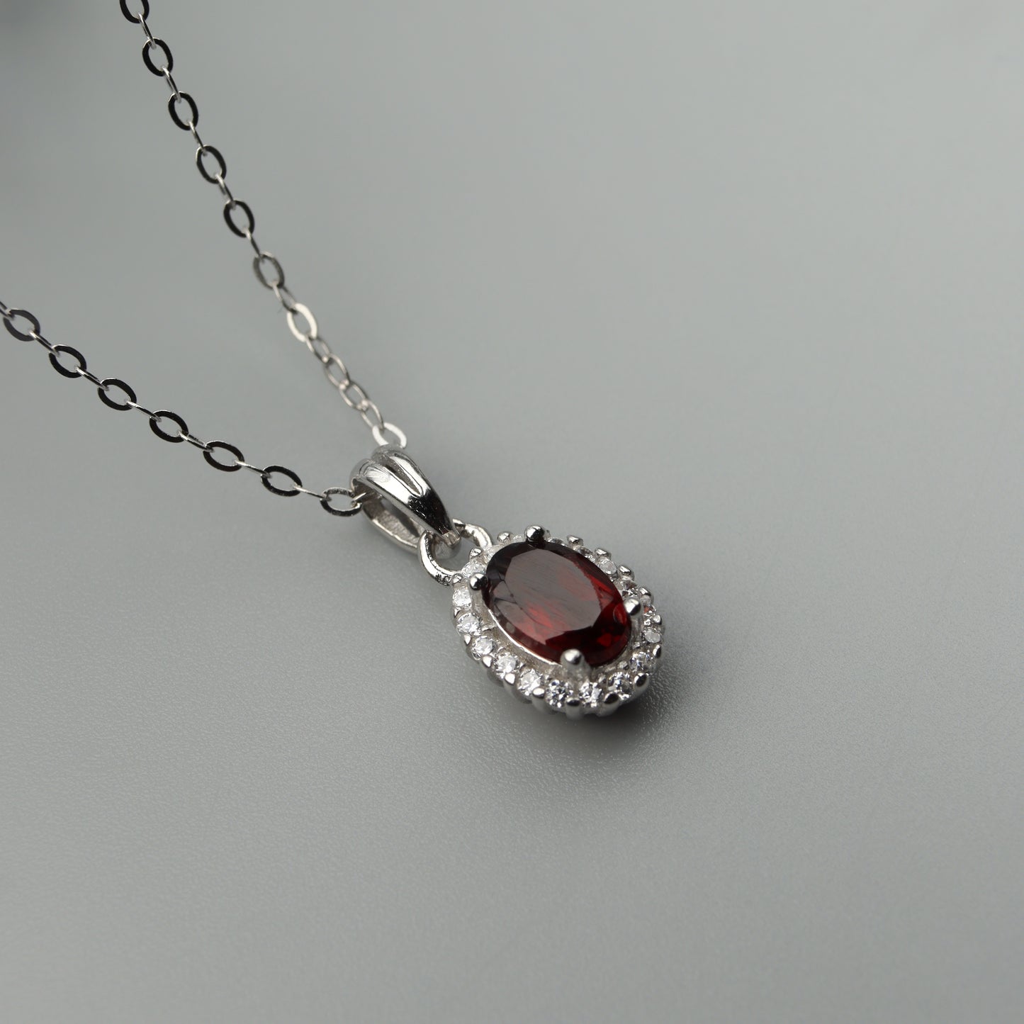 Oval Pendant Rhodolite Garnet Gemstone S925 Silver Chain Necklace