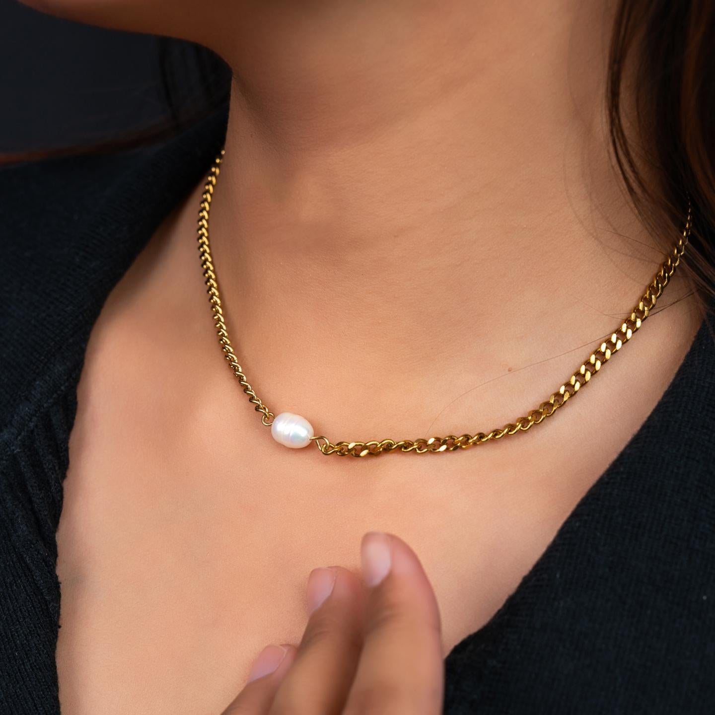 HELMI Fresh Water Pearl Choker Necklace For Women's