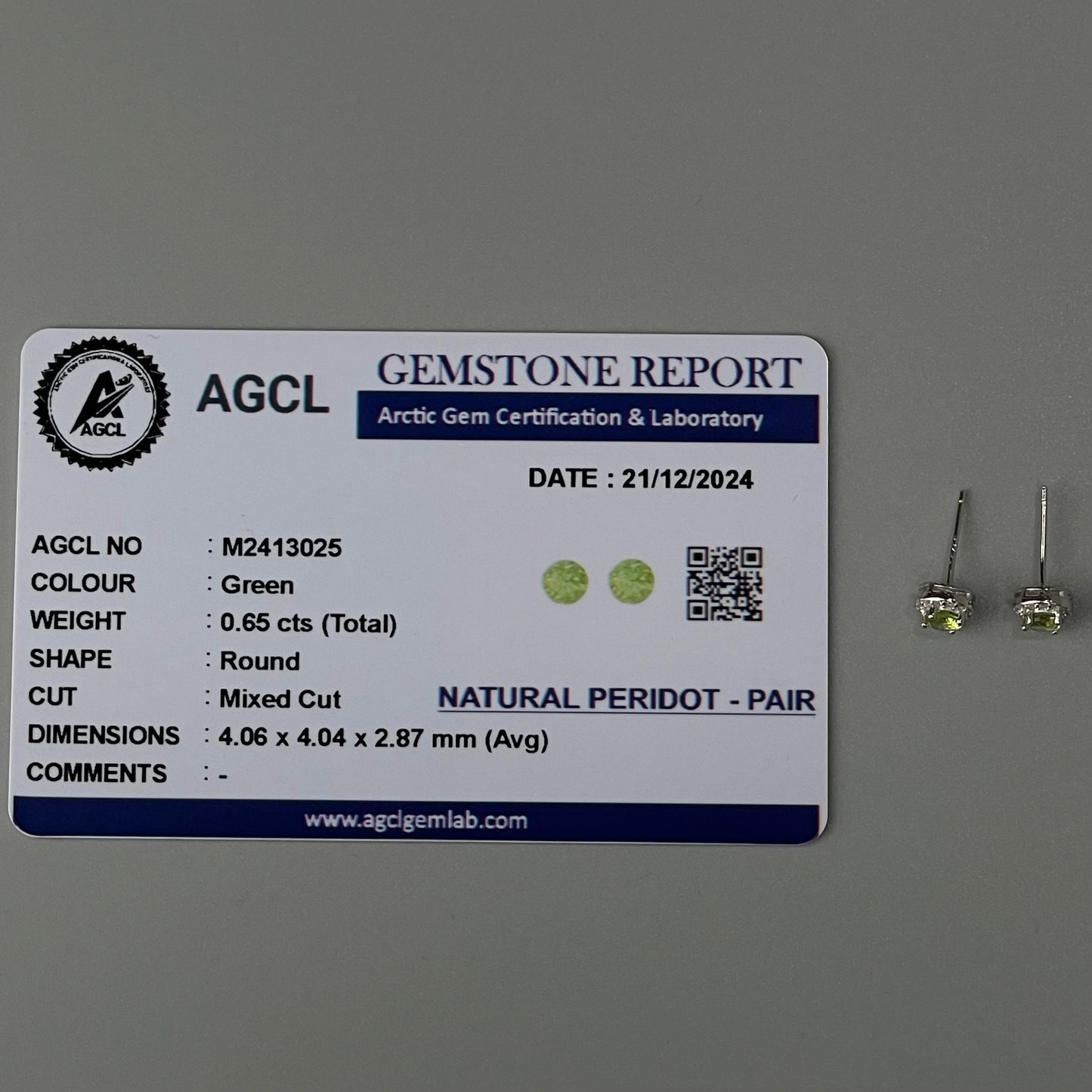 Pawnable Peridot Gemstone S925 Silver Stud Earrings with AGCL Certification