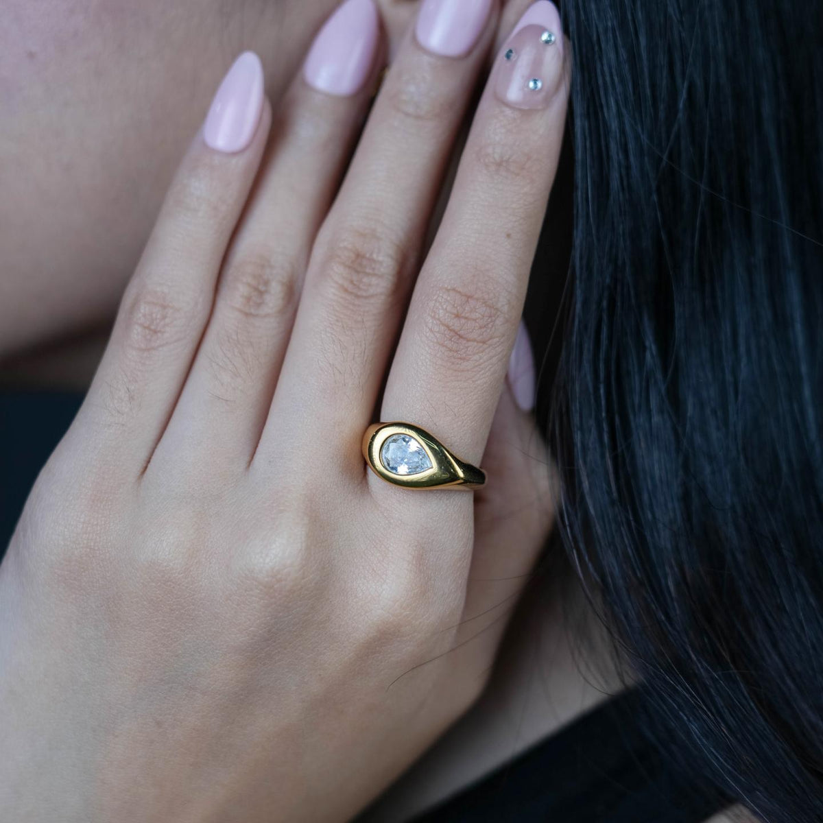 TEVA Centered TearDrop Shape Rings