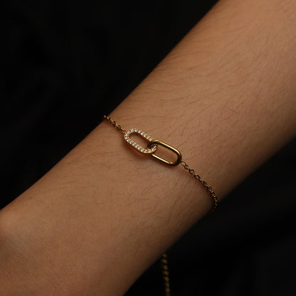 SOIGNE Tangled Buckle Bracelet