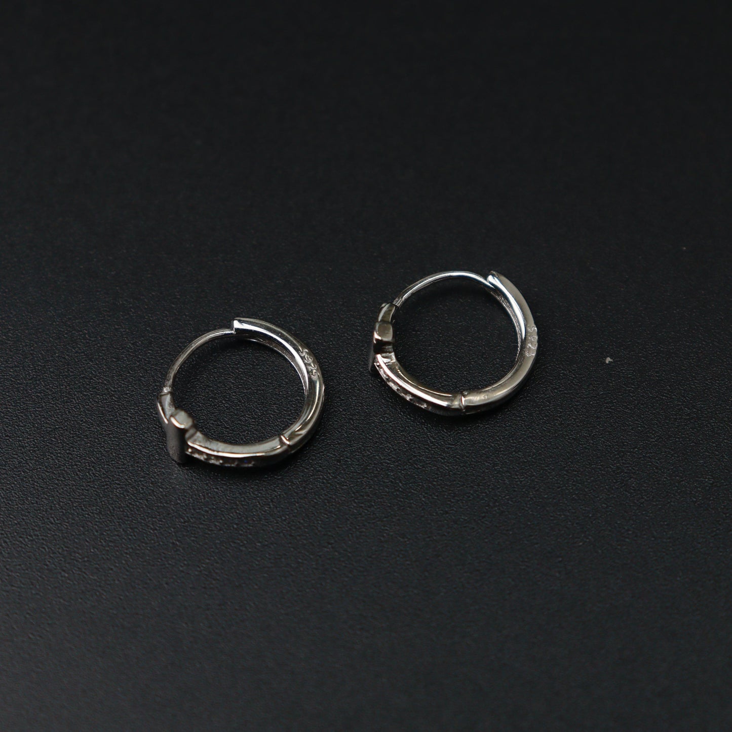 DREI S925 Silver Letter T Clip Earrings Women's