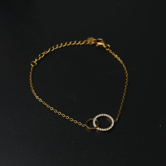VERINE Tangled Round Bracelet