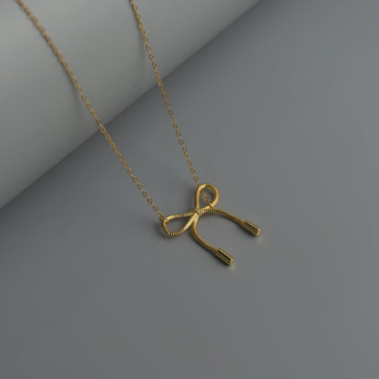 SABRINA S925 Silver Ribbon Knot