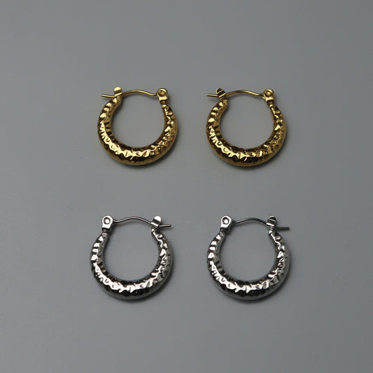 GARETT Gld/Silver Hammered Style Hoop Earrings