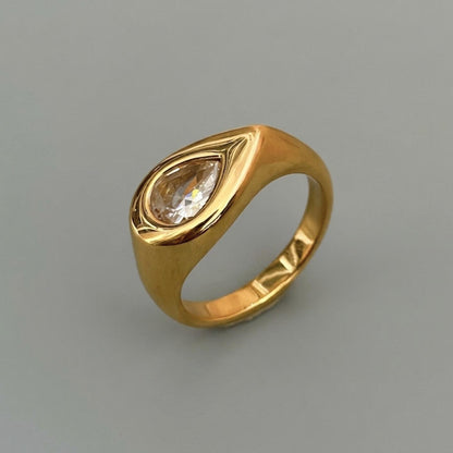 TEVA Centered TearDrop Shape Rings