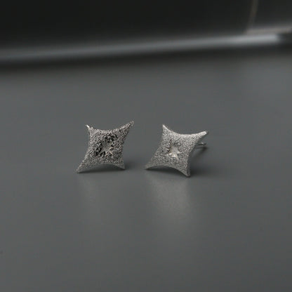 ZURI S925 Silver Star Engraved Scratched Style Stud Earrings