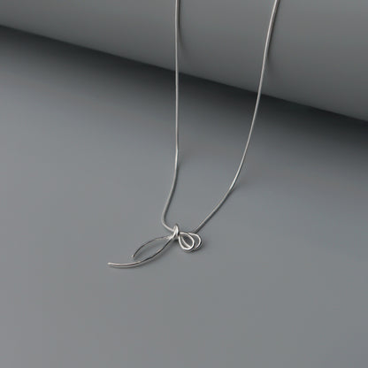 SLOANE S925 Silver Thin Knot Thread