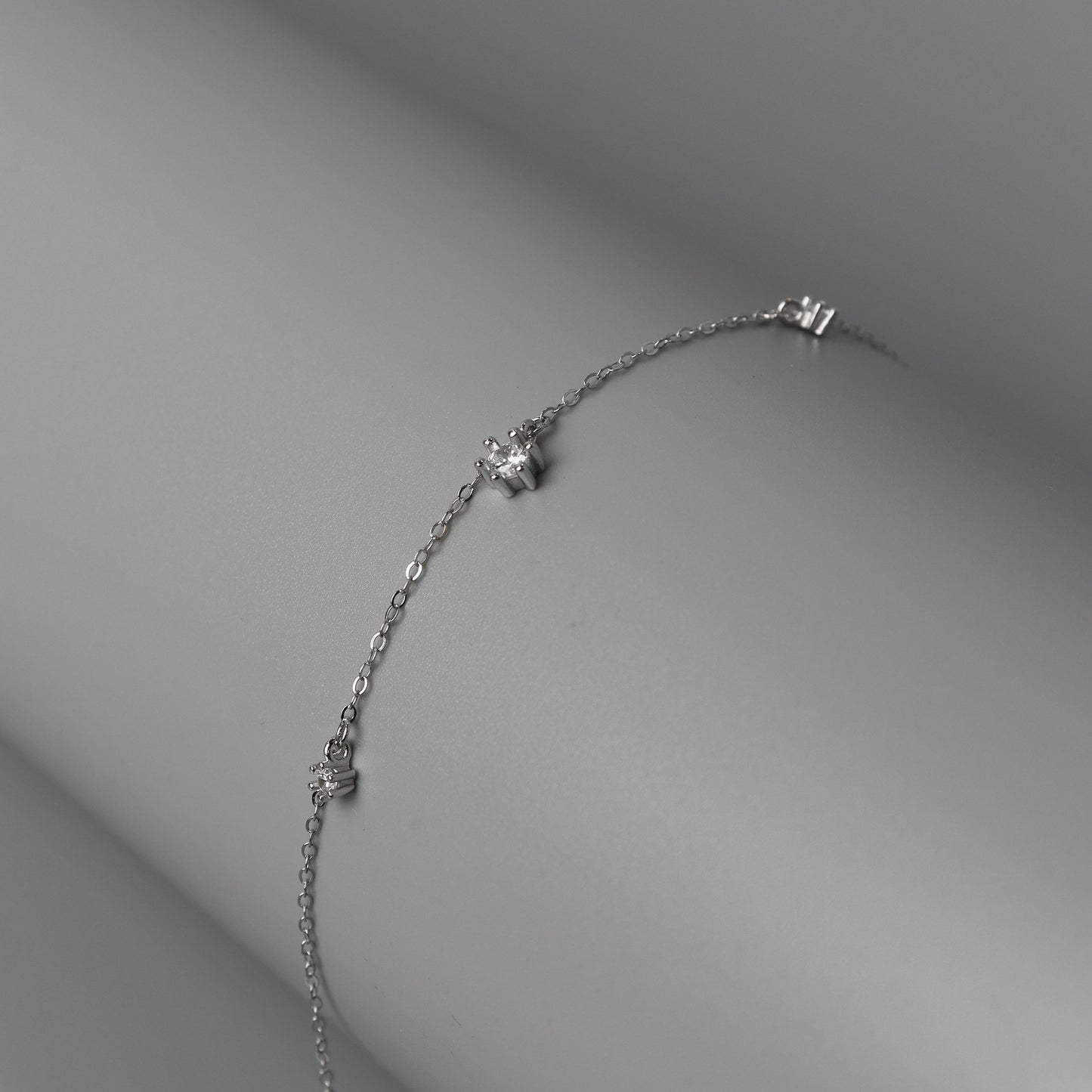 LEMIRRA S925 Silver Tiny Glossy for Women Bracelet
