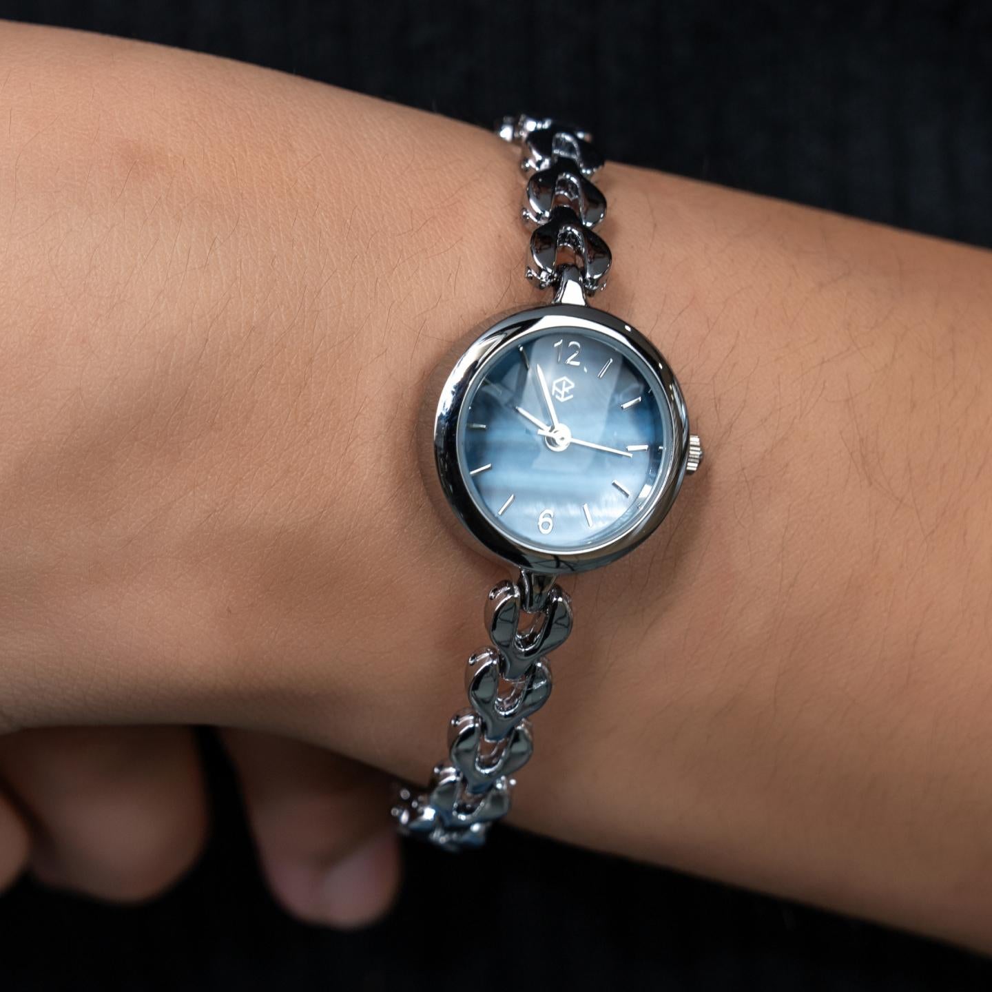 JESSA Blue Dial Silver-Tone Round Slim Minimalist Women’s Quartz Wrist Watch