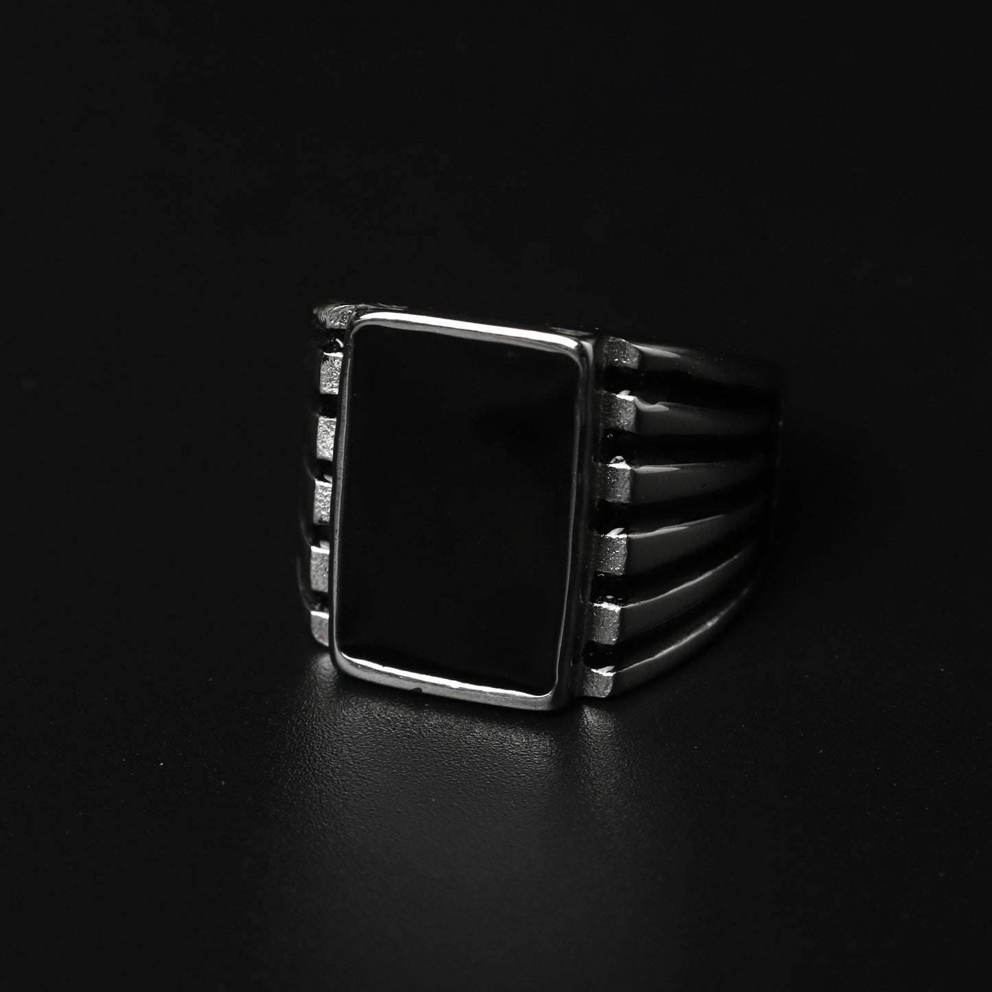 KNOXX 18mm Rectangle Silver Black Center Wide Ring For Men's