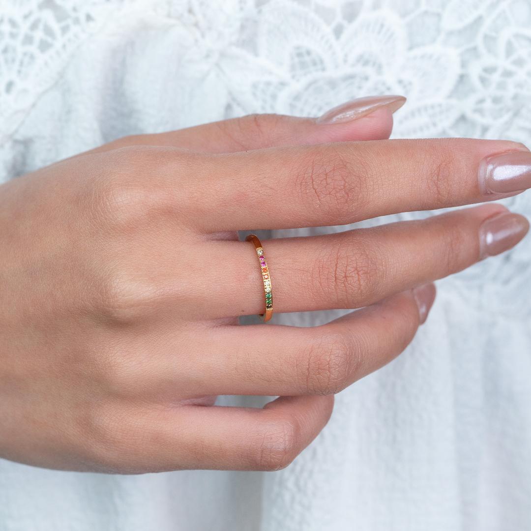 HIELLE Colorful Centered Embedded Thin Ring for Women