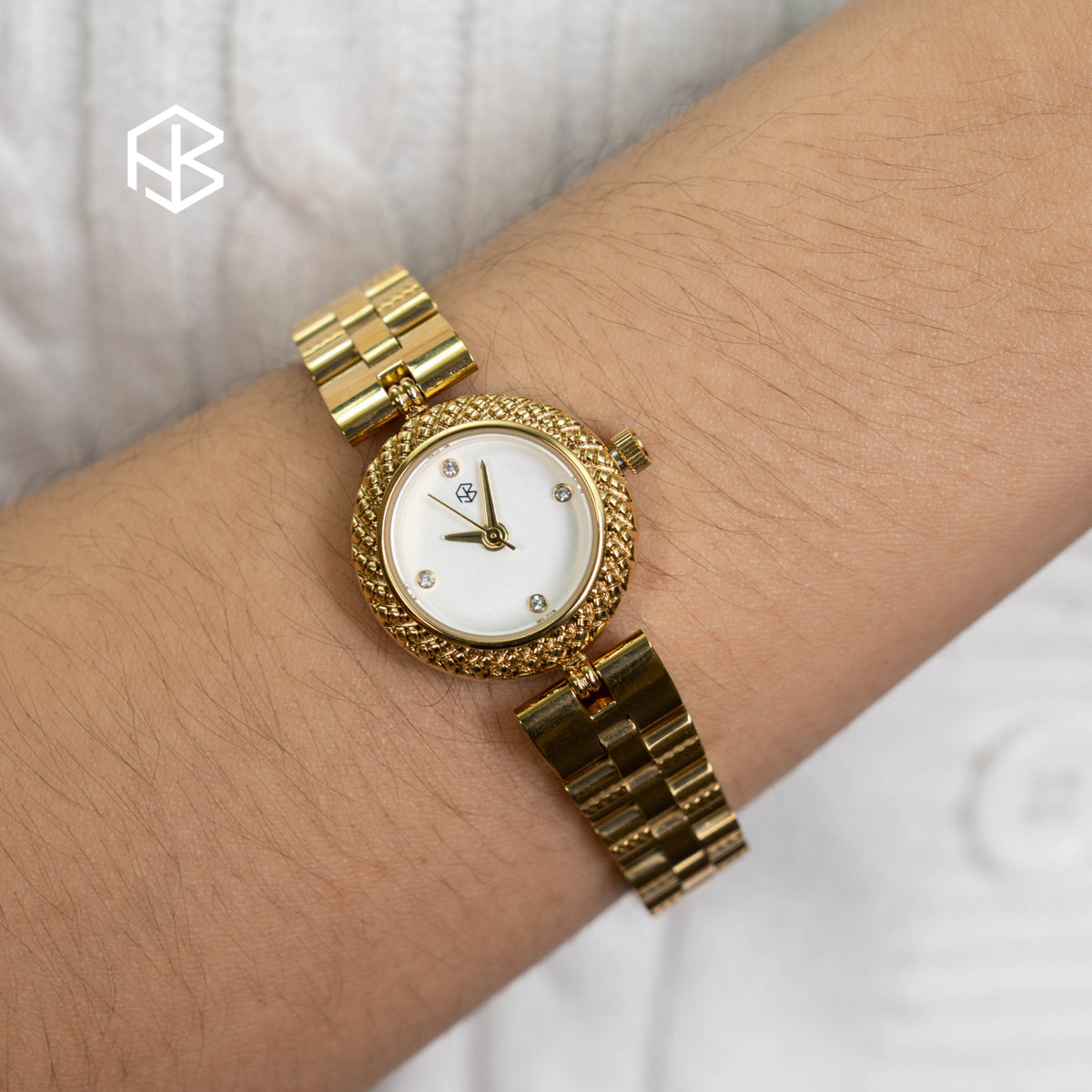 ZAVRI Gold Round White Dial Face Women's Minimalist Fashion Watch