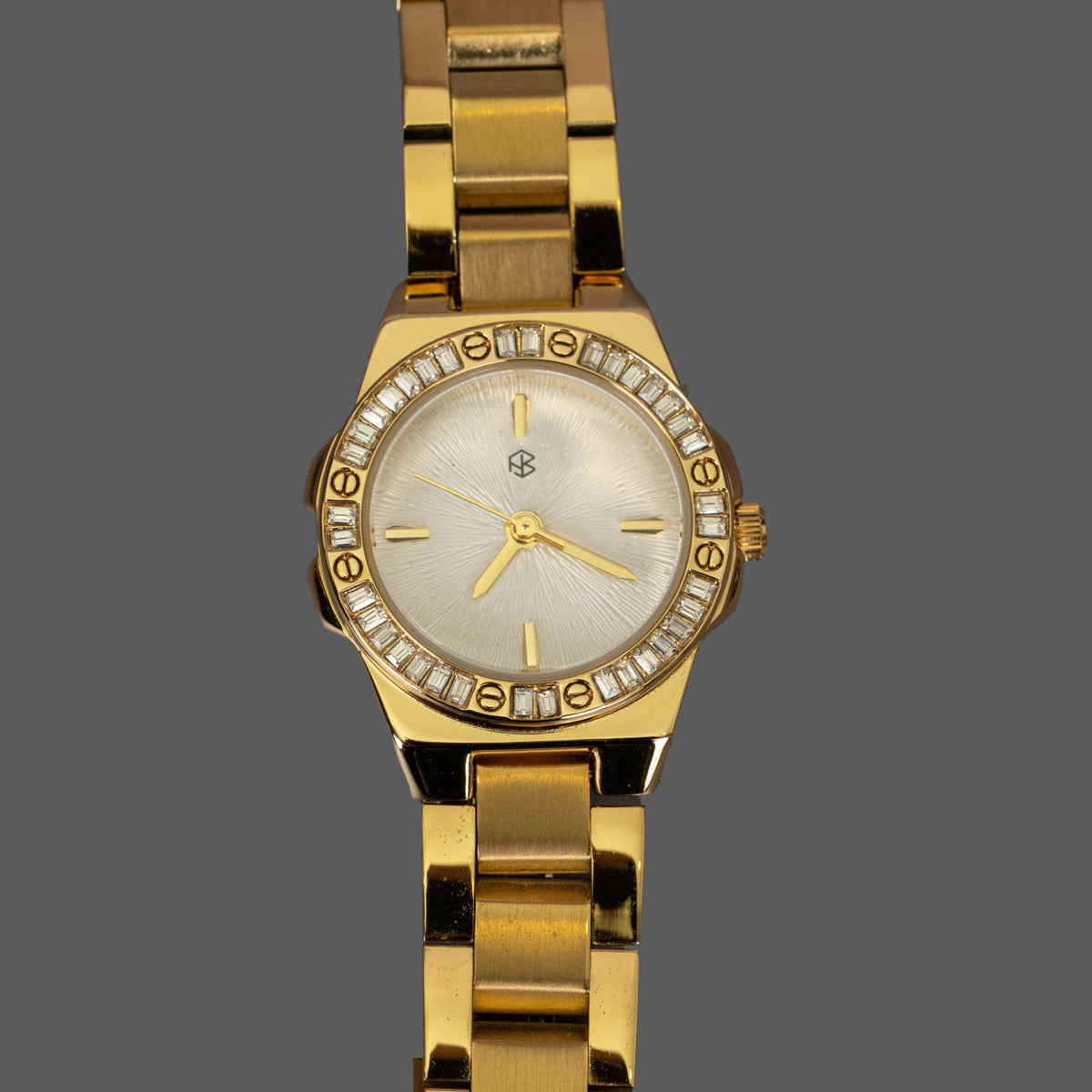 ZOVEN Round Face Glass Encrusted Bezel Watch Women's Minimalist Fashion Watch Quartz