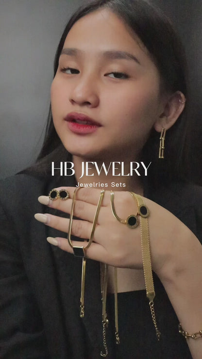 Black Round Collection Sets Of Necklace, Earrings & Bracelet