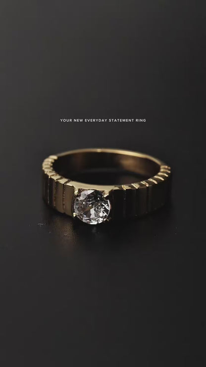 LOEN Fluted Band Style Engagement Ring for Women